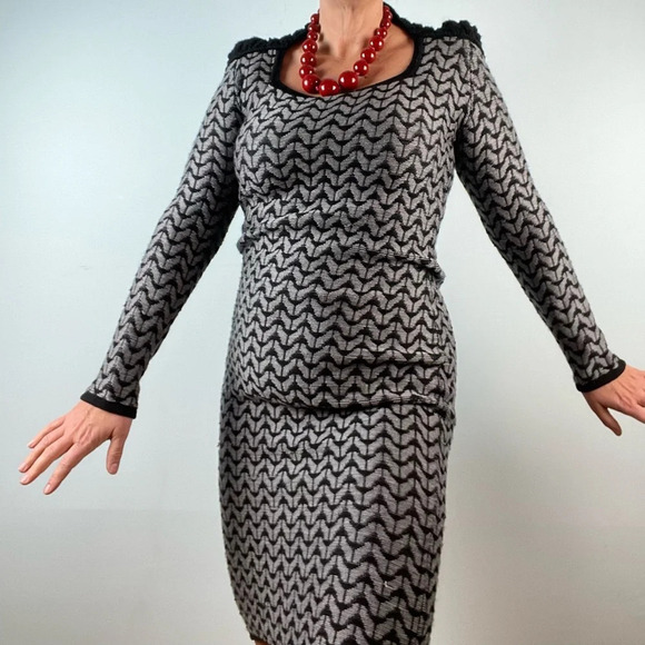 Roland Mouret knit sweater dress, size 12 - Picture 7 of 17